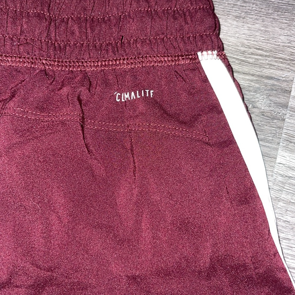 Adidas shorts - Picture 3 of 4